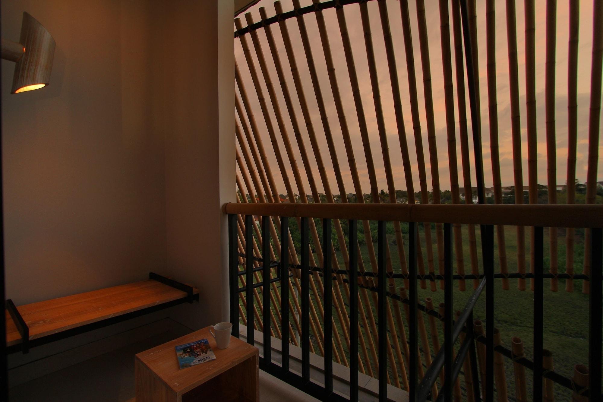 Koa D Surfer Hotel Canggu Buitenkant foto