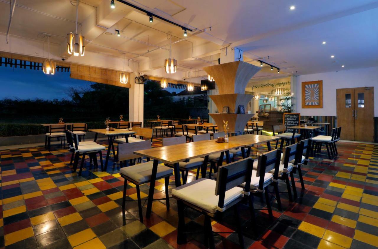 Koa D Surfer Hotel Canggu Buitenkant foto